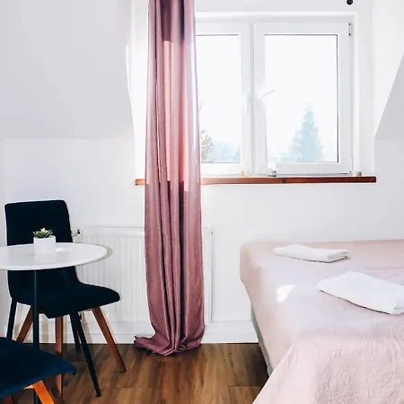 Goscinne - Za Borem Quarto em Acomodações Particulares *