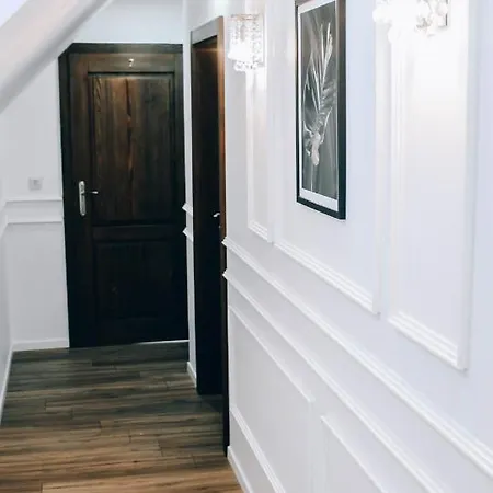 Goscinne - Za Borem *